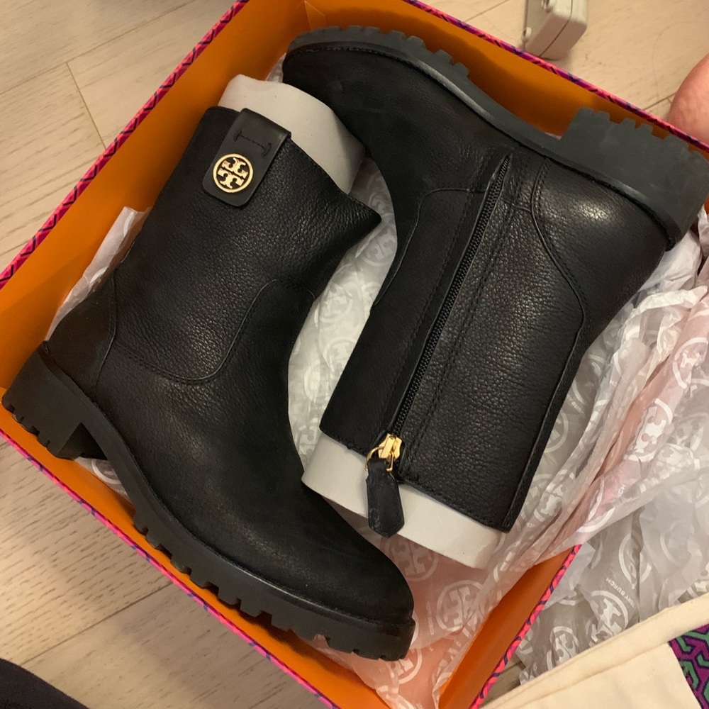 Tort Burch boots Size 7